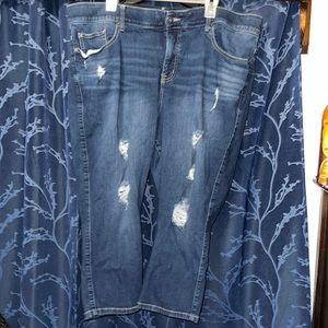 Crop bombshell skinny jeans